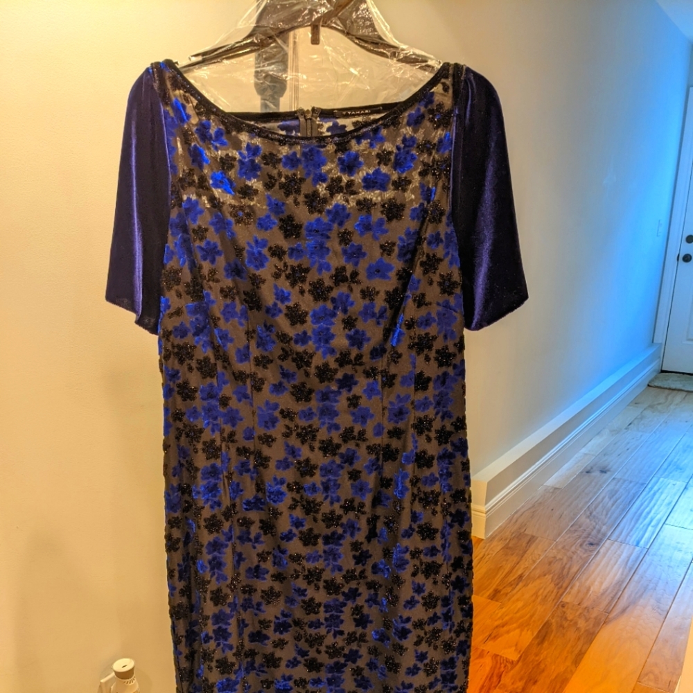 T Tahari short sleeve dress